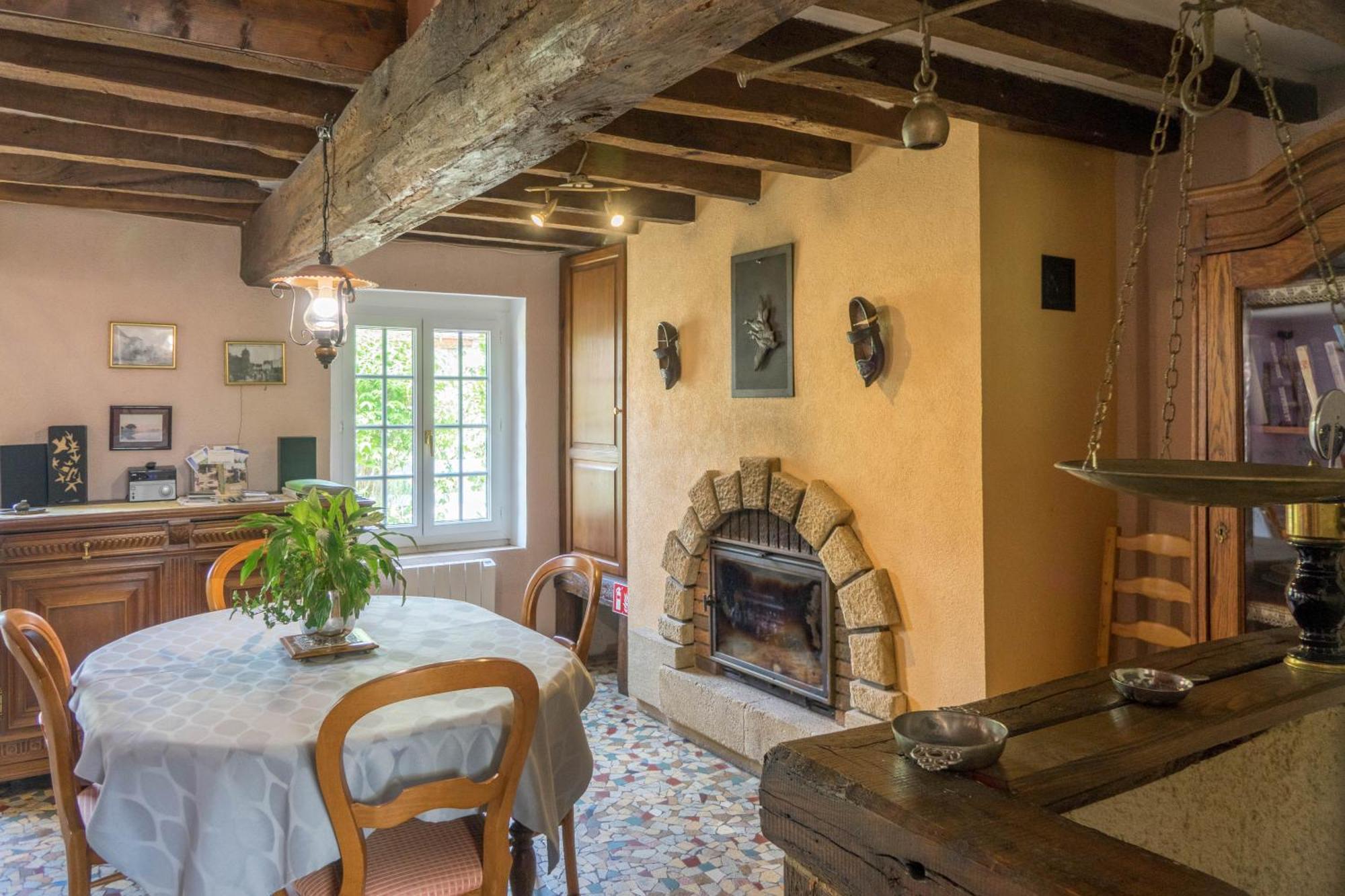 Chantilly ,Petit Dejeuner Et Table D'Hotes Possible Noyers  Zewnętrze zdjęcie